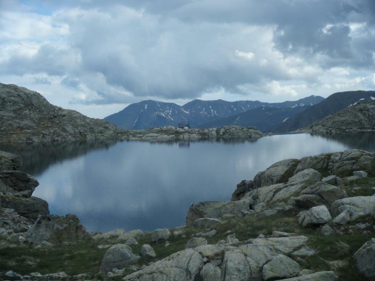 Amaroq Explorers Basecamp Tremp Luaran gambar